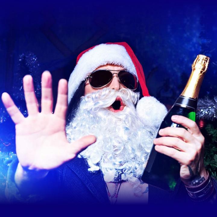 Xmas Party Time – cross your fingers and count to 10 Xmas Party Time – cross your fingers and count to 10
