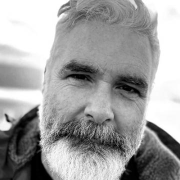 sean kenney headshot 2